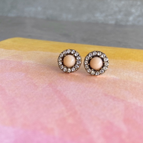 Minimal Swarovski Blush Earrings - Picture 8 of 10
